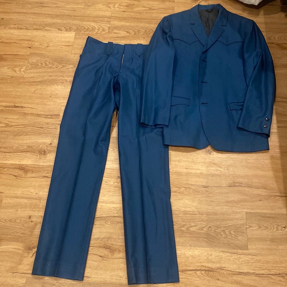 Vintage Western Wear Lasso suite tuxedo